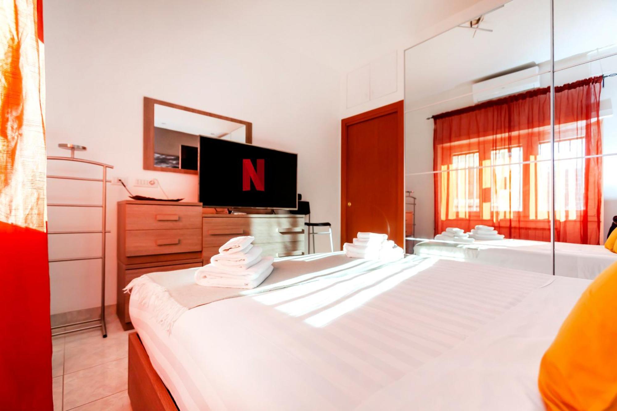Cozy Trastevere Station Apartment Rome